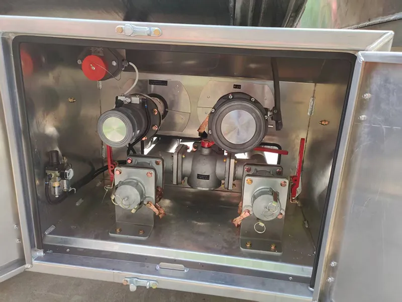 Truk Pengisian Bahan Bakar Pesawat